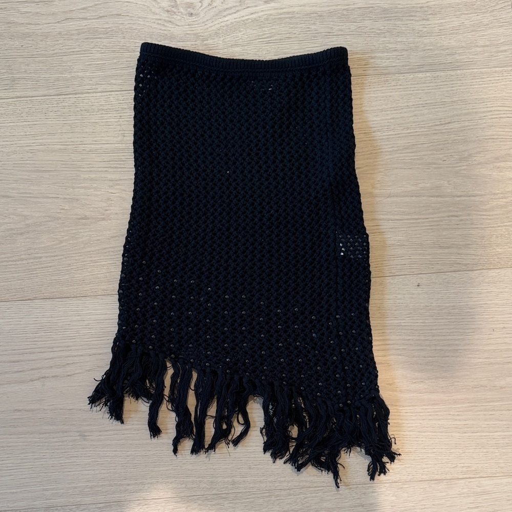New revolve Lovers + friends Black Crochet Fringe Skirt - Picture 1 of 3